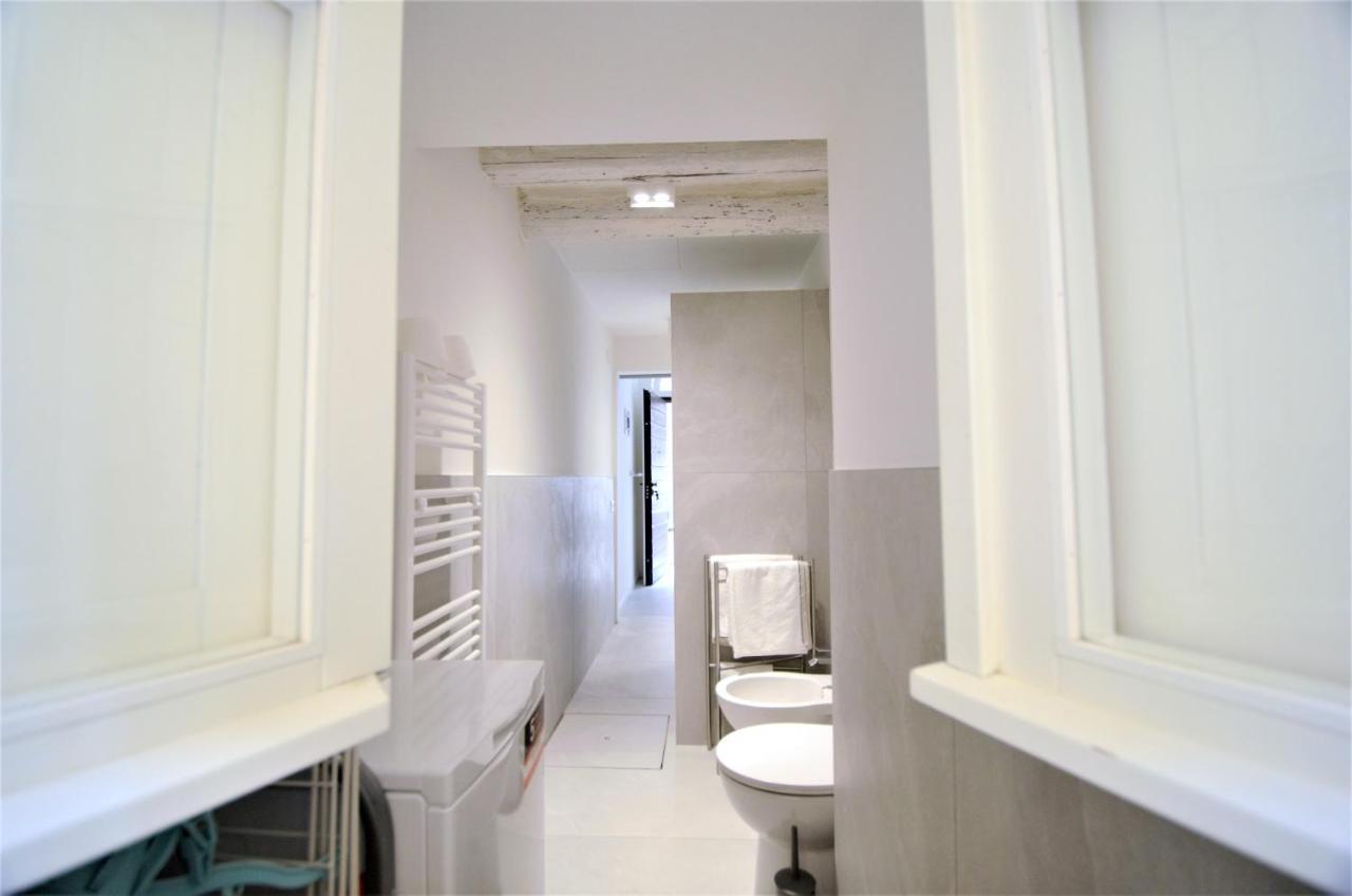 Ferienwohnung Eleganza Del Riccio Parma Exterior foto