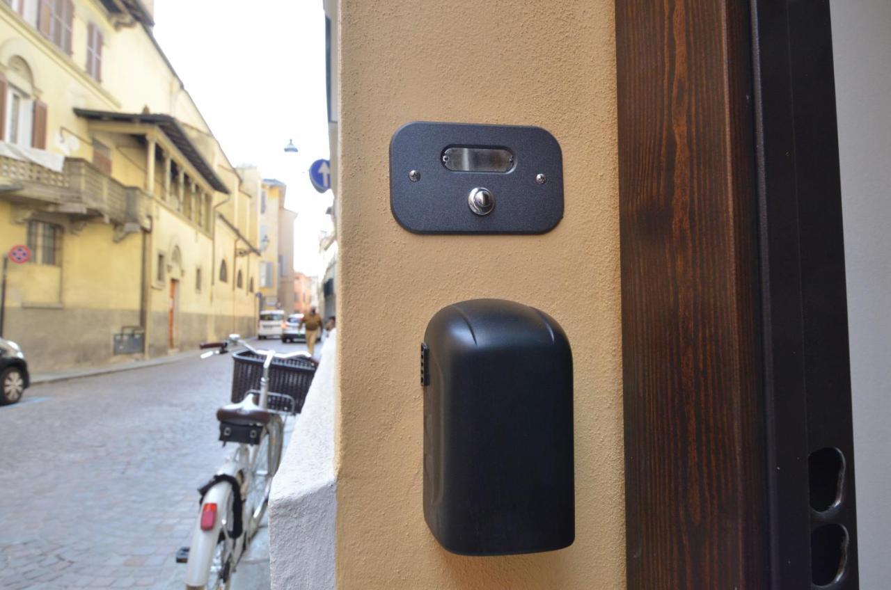 Ferienwohnung Eleganza Del Riccio Parma Exterior foto