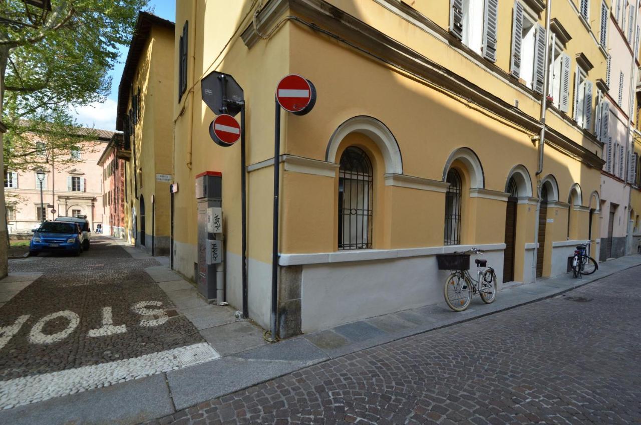 Ferienwohnung Eleganza Del Riccio Parma Exterior foto